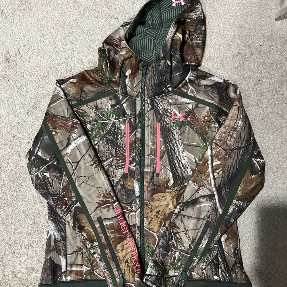 Scent control under armour hunting jacket